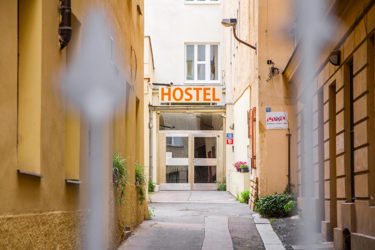 פראג Hostel Mandarinka מראה חיצוני תמונה