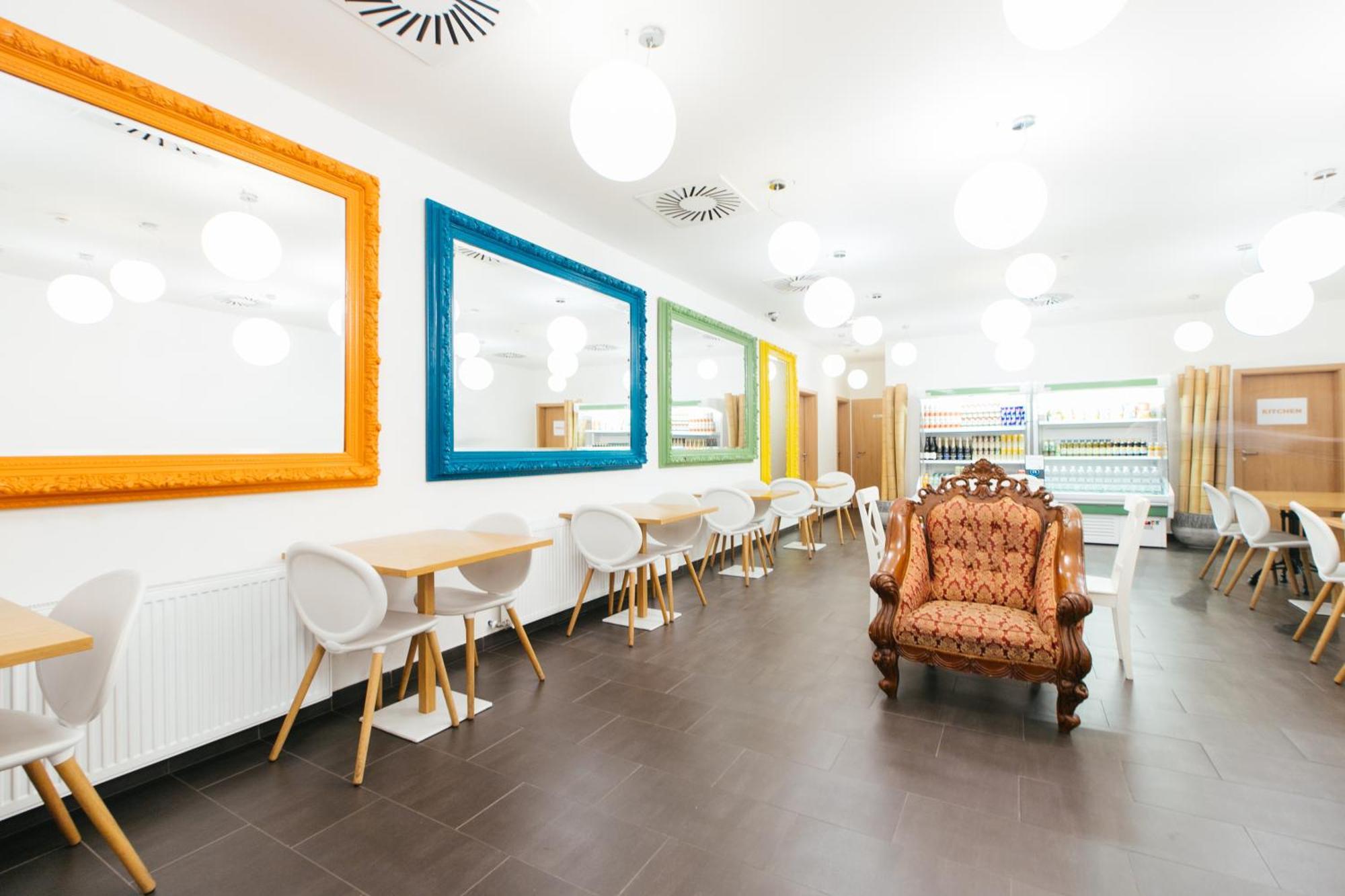 פראג Hostel Mandarinka מראה חיצוני תמונה