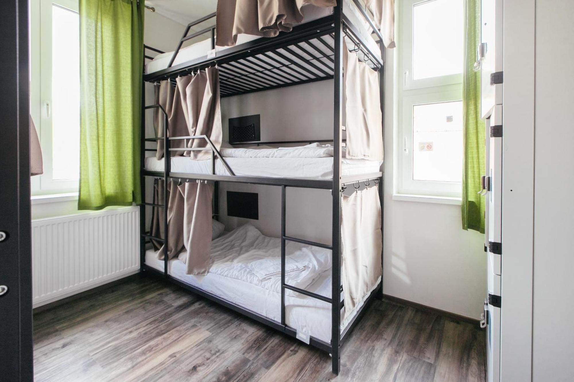 פראג Hostel Mandarinka מראה חיצוני תמונה