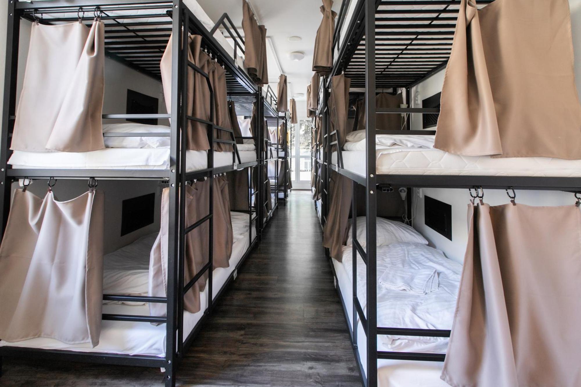 פראג Hostel Mandarinka מראה חיצוני תמונה