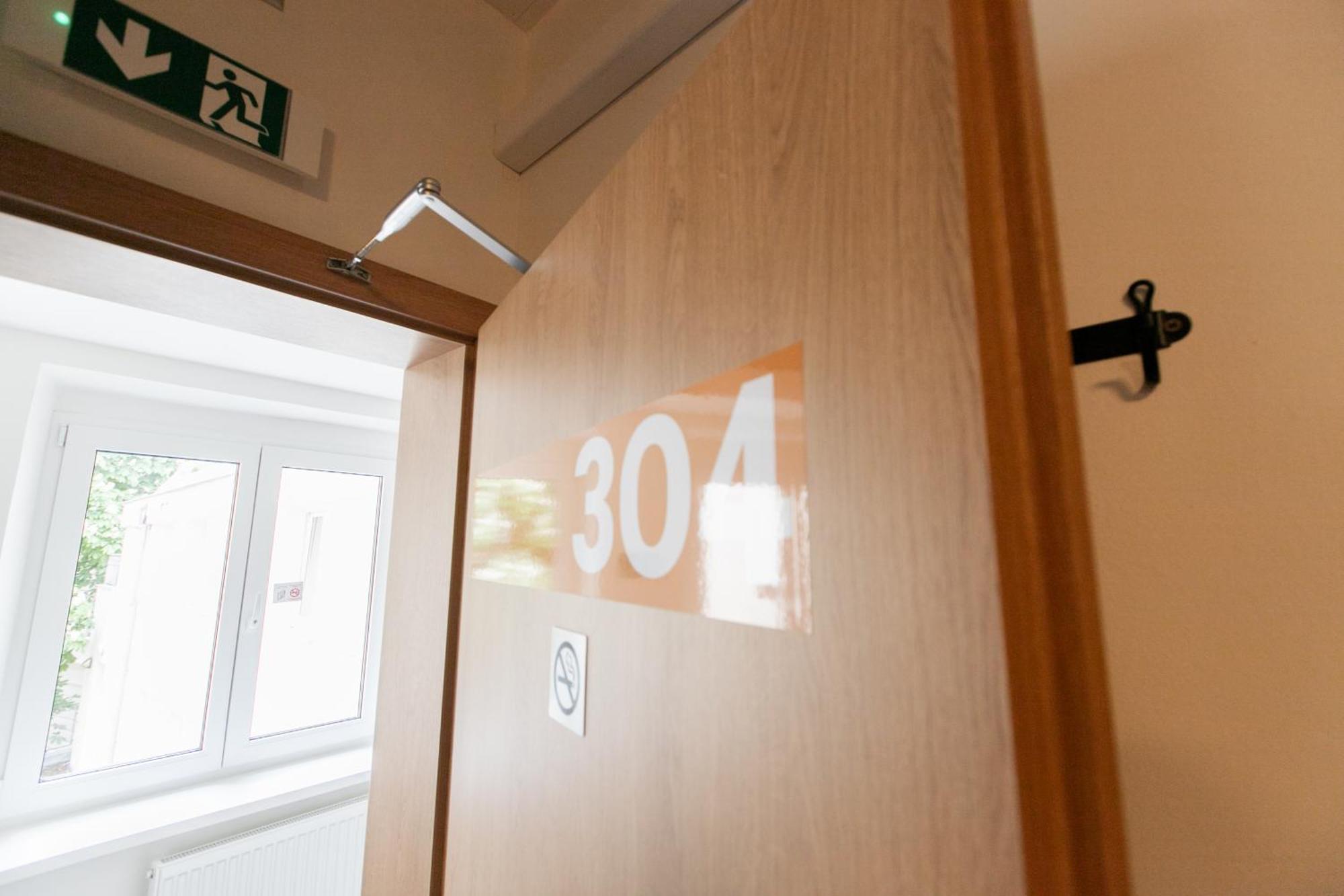 פראג Hostel Mandarinka מראה חיצוני תמונה